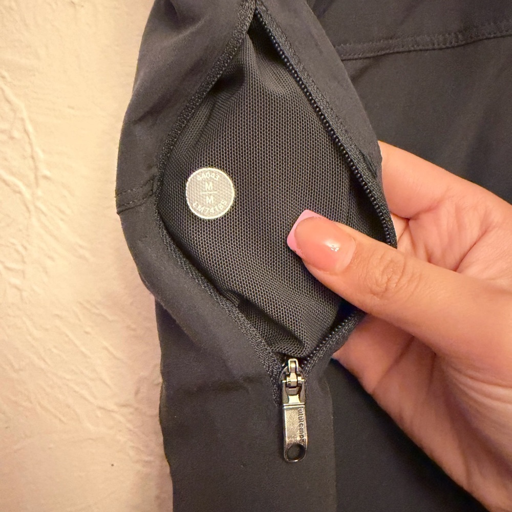 Lululemon Shorts - Picture 10 of 10